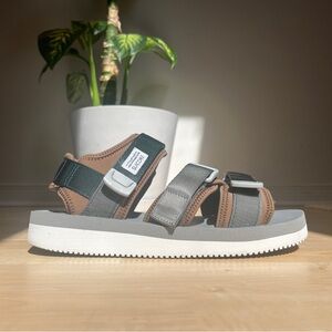 Suicoke unisex sandals (US 8)